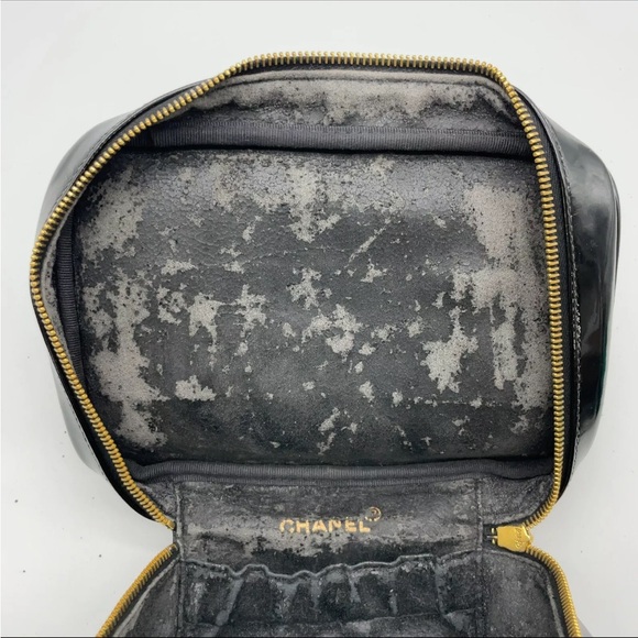 Chanel vanity bag - Picture 7 of 8